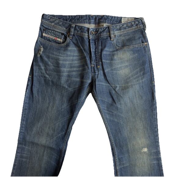 Vintage Diesel Zathan Jeans 0888A 33x32 Wide Bootcut Leg Aged Blue Only The Brav - Picture 4 of 12